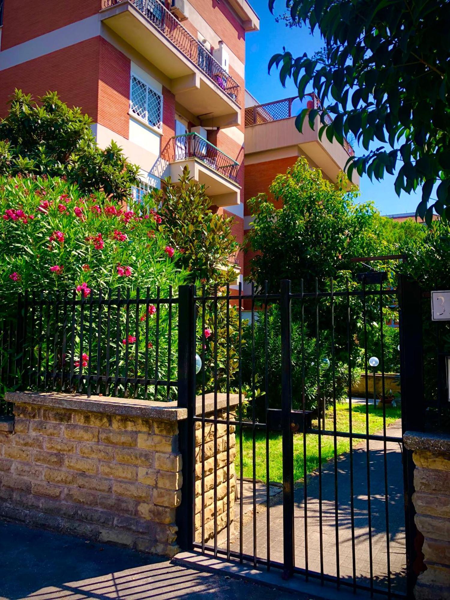 רומא Max Apartment מראה חיצוני תמונה